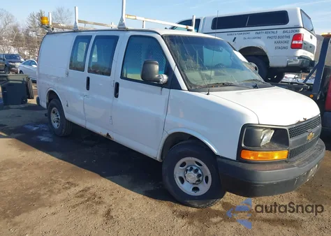 2017 Chevrolet Express 2500 Work Van from USA, damaged, VIN 1GCWGAFF1H1106941